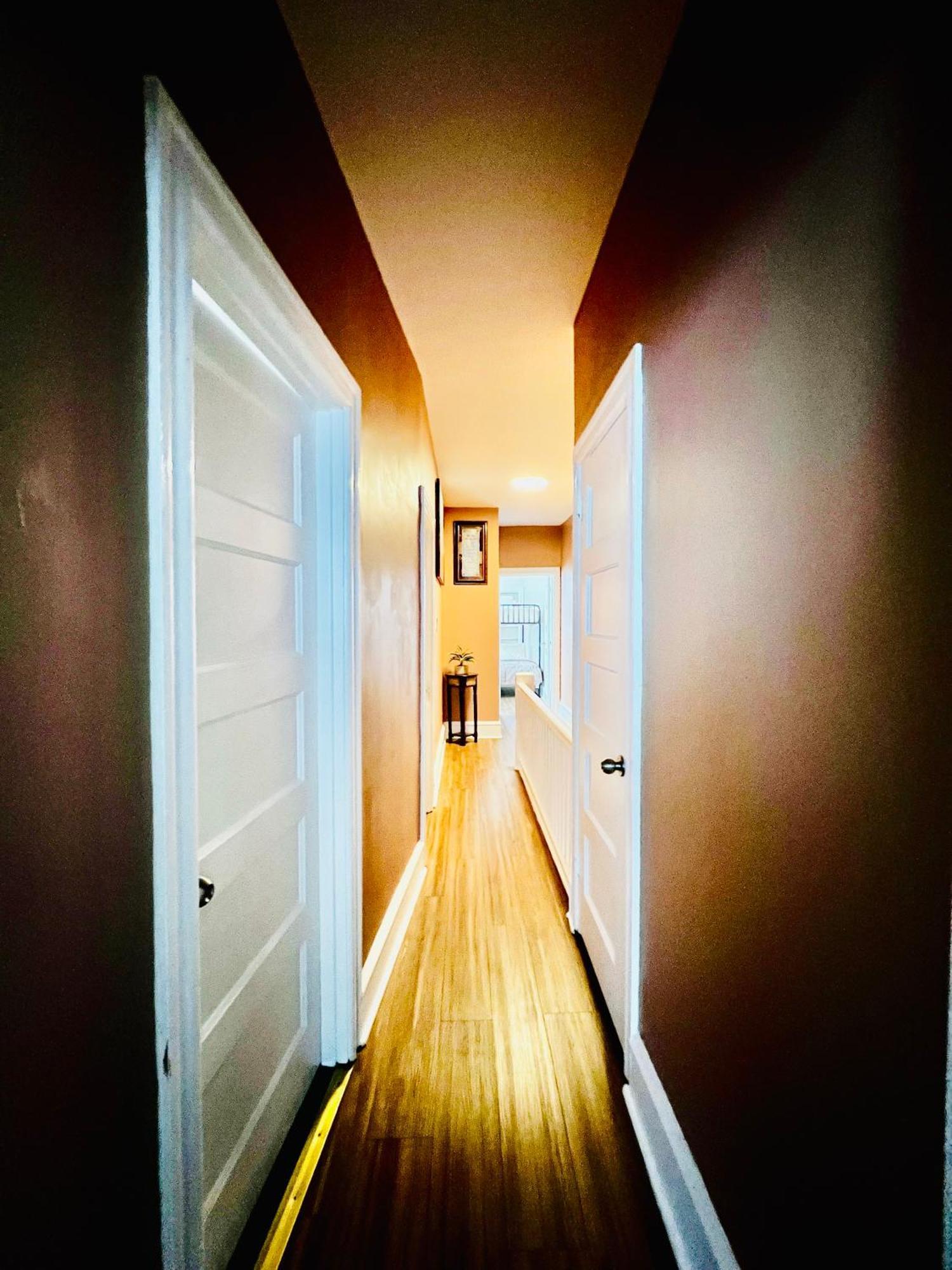 9th Street Paradise Apartment *