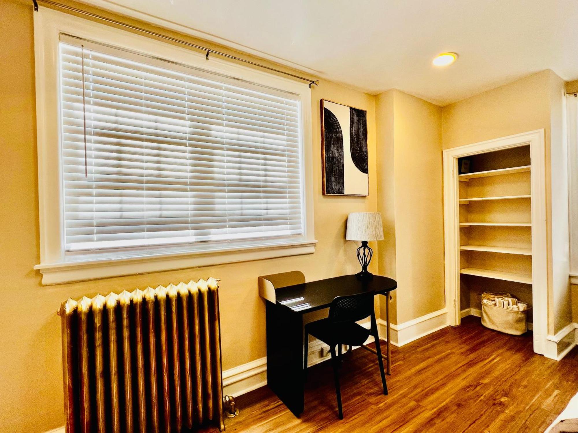 9th Street Paradise Apartment Philadelphia